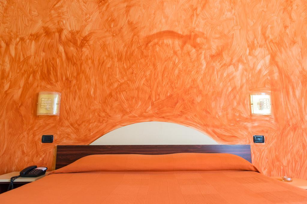 קסטרוקארו טרמה Hotel Rosa Del Deserto מראה חיצוני תמונה