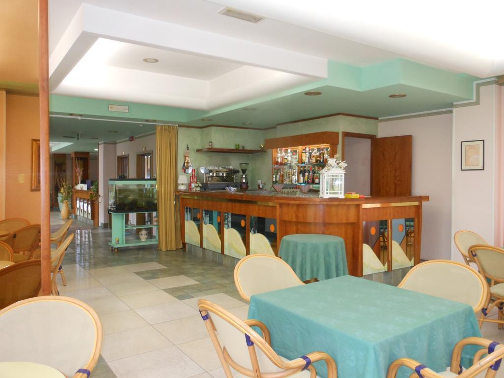 קסטרוקארו טרמה Hotel Rosa Del Deserto מראה חיצוני תמונה