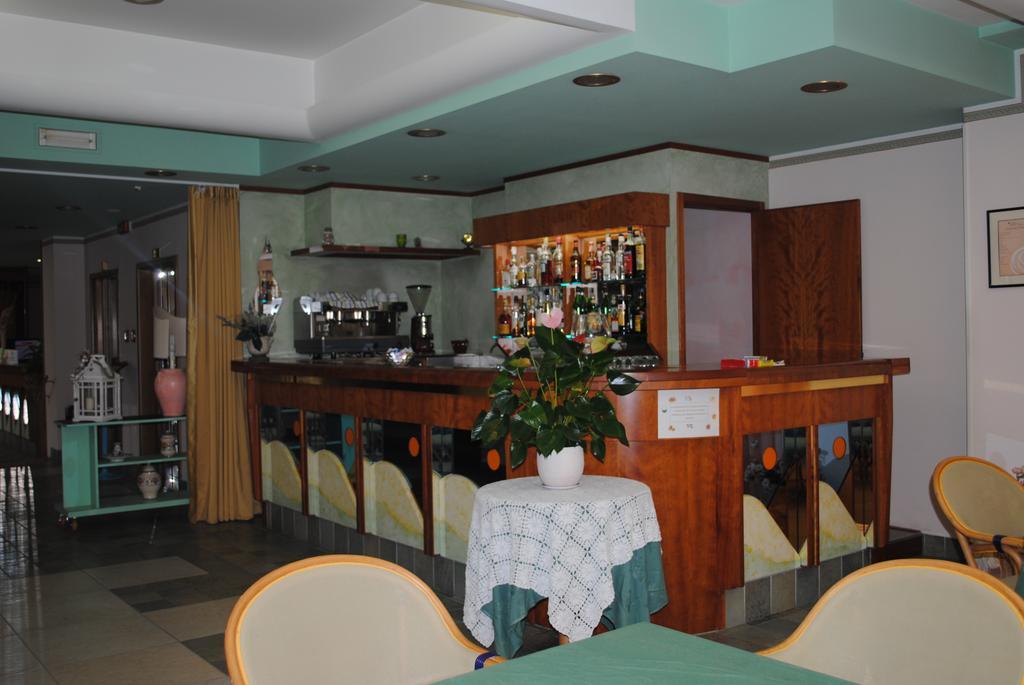קסטרוקארו טרמה Hotel Rosa Del Deserto מראה חיצוני תמונה