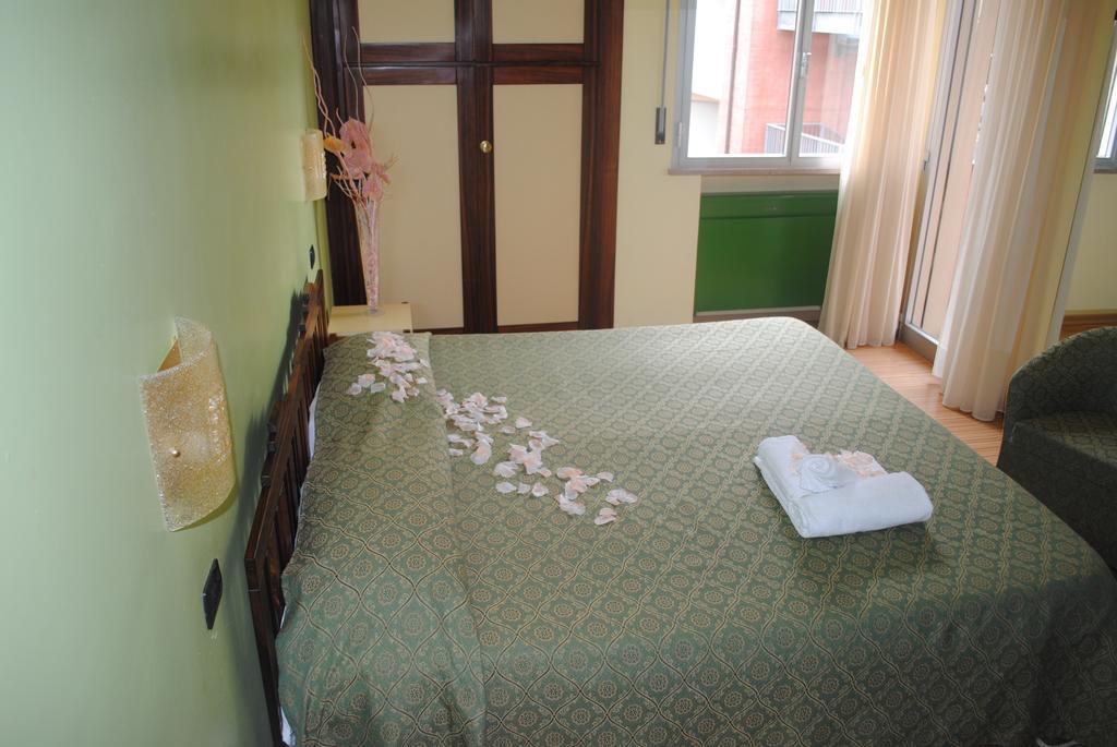 קסטרוקארו טרמה Hotel Rosa Del Deserto מראה חיצוני תמונה
