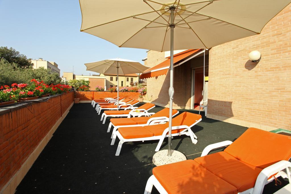 קסטרוקארו טרמה Hotel Rosa Del Deserto מראה חיצוני תמונה