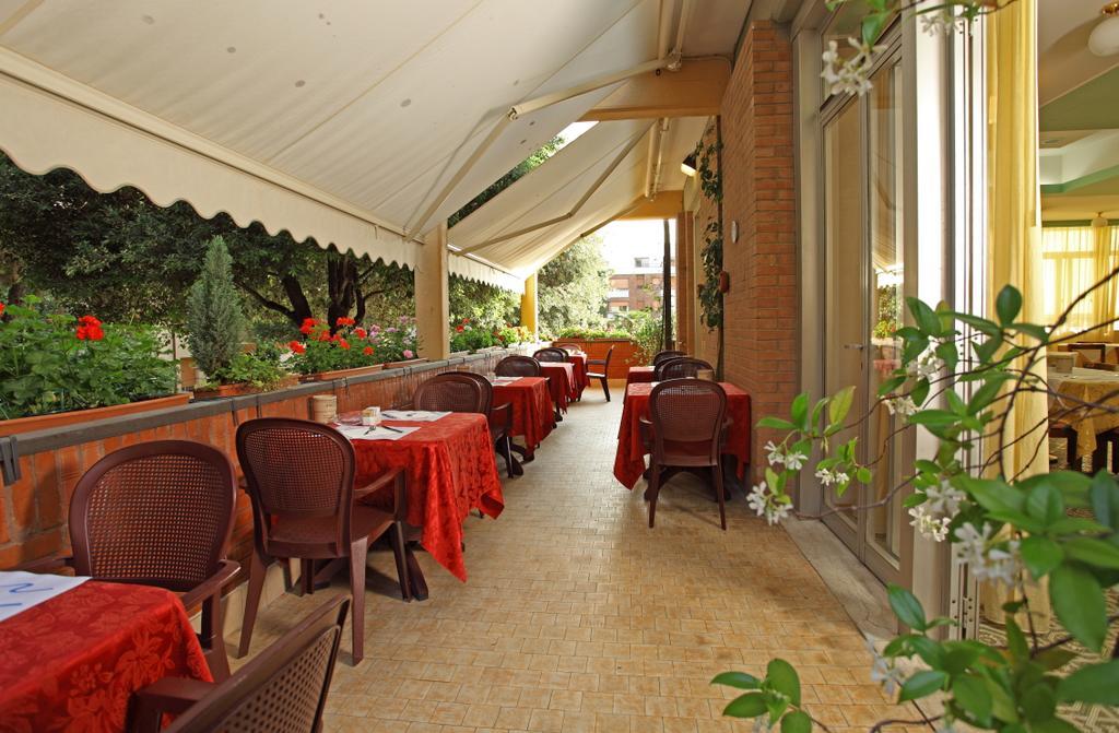 קסטרוקארו טרמה Hotel Rosa Del Deserto מראה חיצוני תמונה